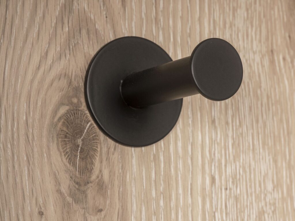 Entry Cabinet - Image 5